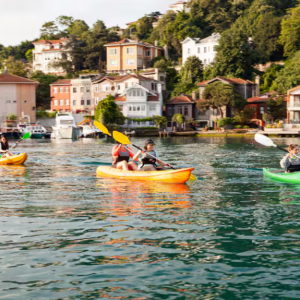 Doğa Deniz ve Spor Kulubü ile İstanbul Boğazı’nda Kano Gezisi